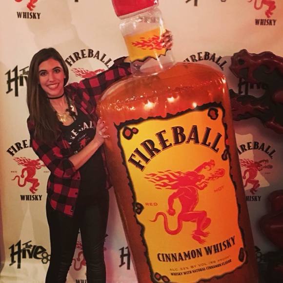 Meet your Posher, Alexandra - Picture 1 of 1